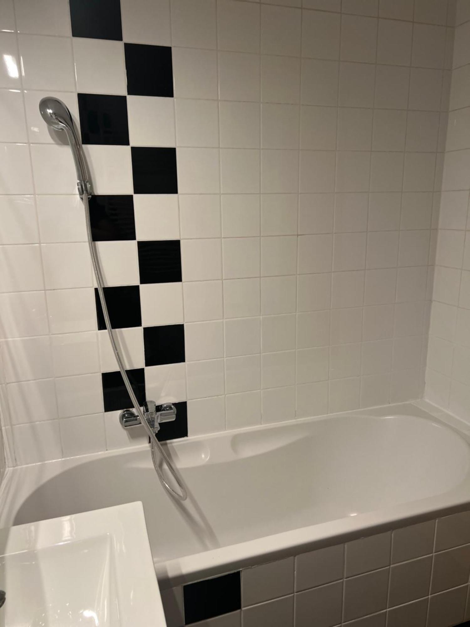 Rocco Apartment-free Parking&wifi Apartment